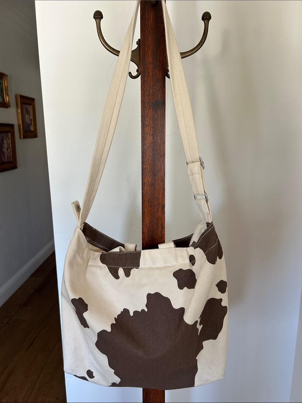 Baggu Duck Bag Canvas Brown & Ivory Cow Print Tote Bag w/ Adjustable Strap